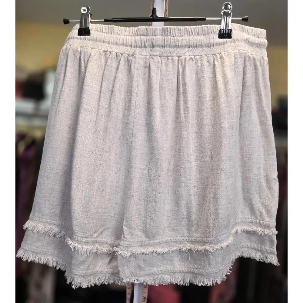 Umgee Linen Blend Elastic Waist Shorts - Picture 2 of 2